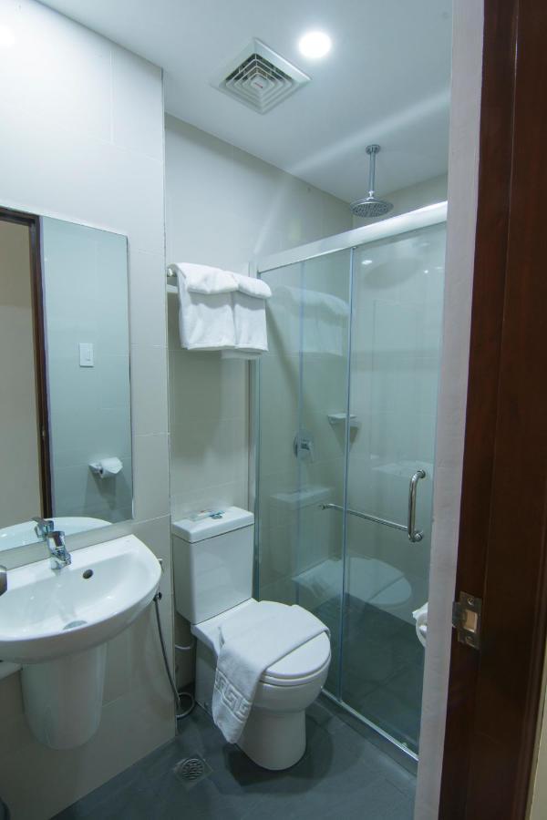 Mango Suites Cauayan Extérieur photo